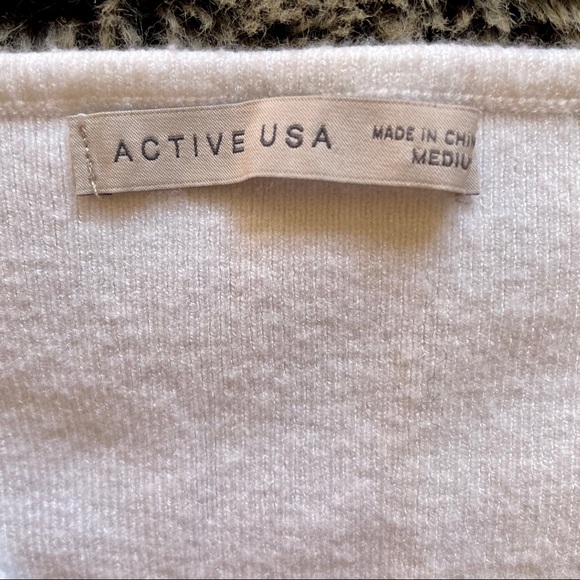 Active USA Crossover Shirt - Picture 3 of 4
